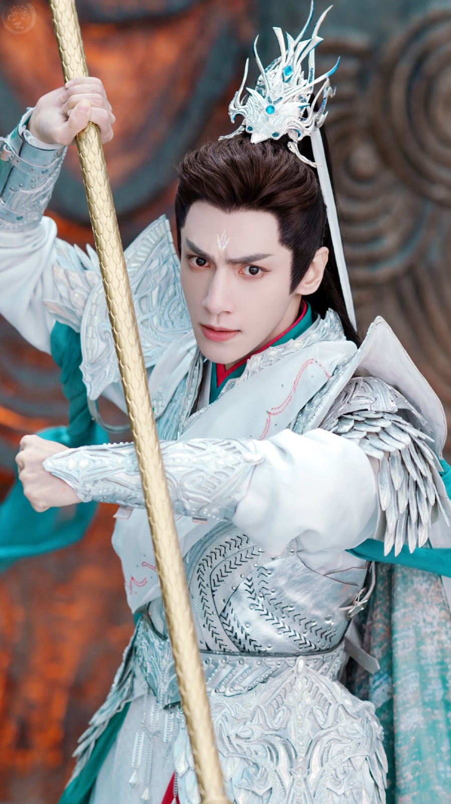 罗云熙《长月烬明》冥夜高清手机壁纸