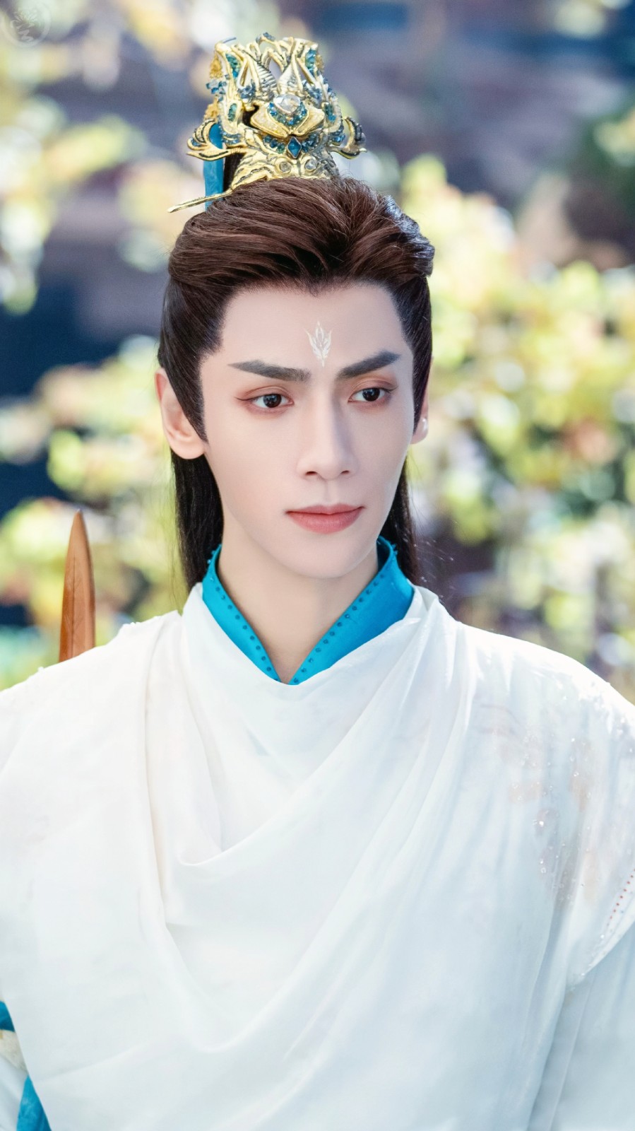 罗云熙《长月烬明》冥夜高清手机壁纸